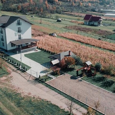 Casa Dumitru Hotell Ceraşul Eksteriør bilde
