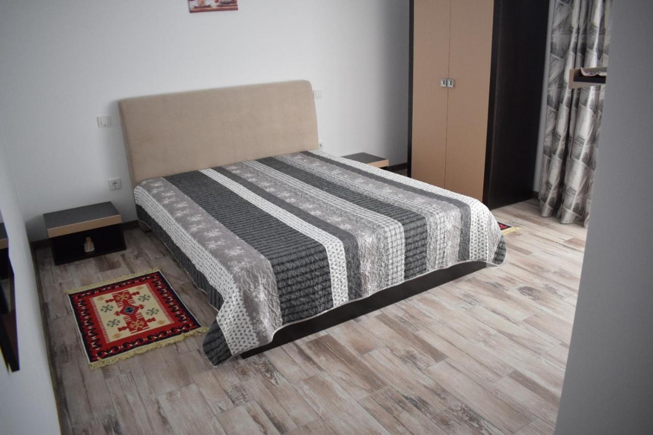 Casa Dumitru Hotell Ceraşul Eksteriør bilde
