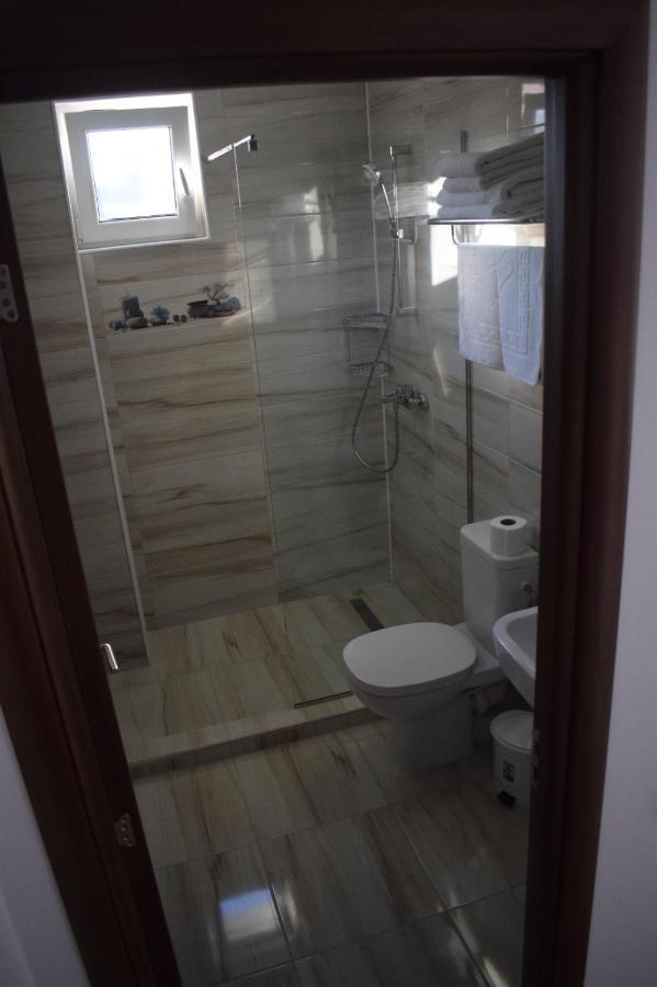 Casa Dumitru Hotell Ceraşul Eksteriør bilde