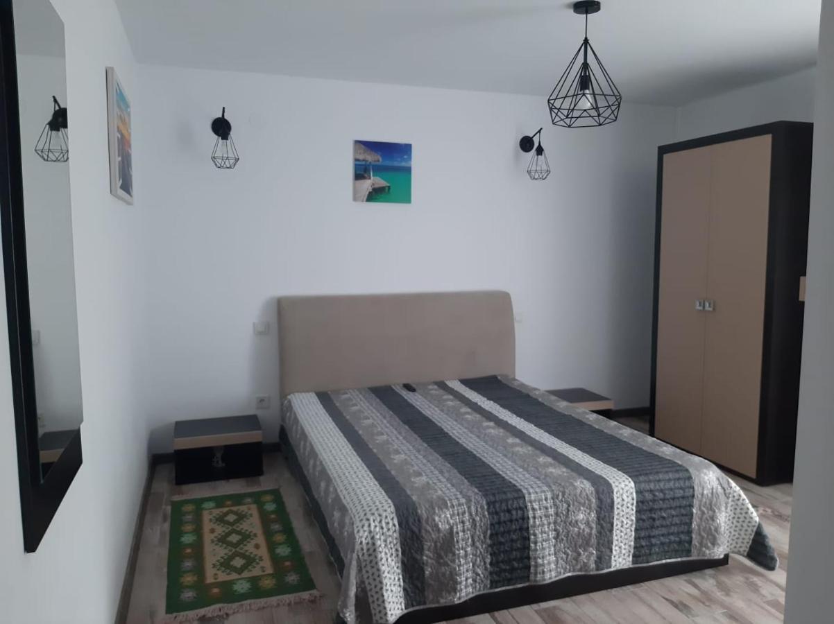 Casa Dumitru Hotell Ceraşul Eksteriør bilde